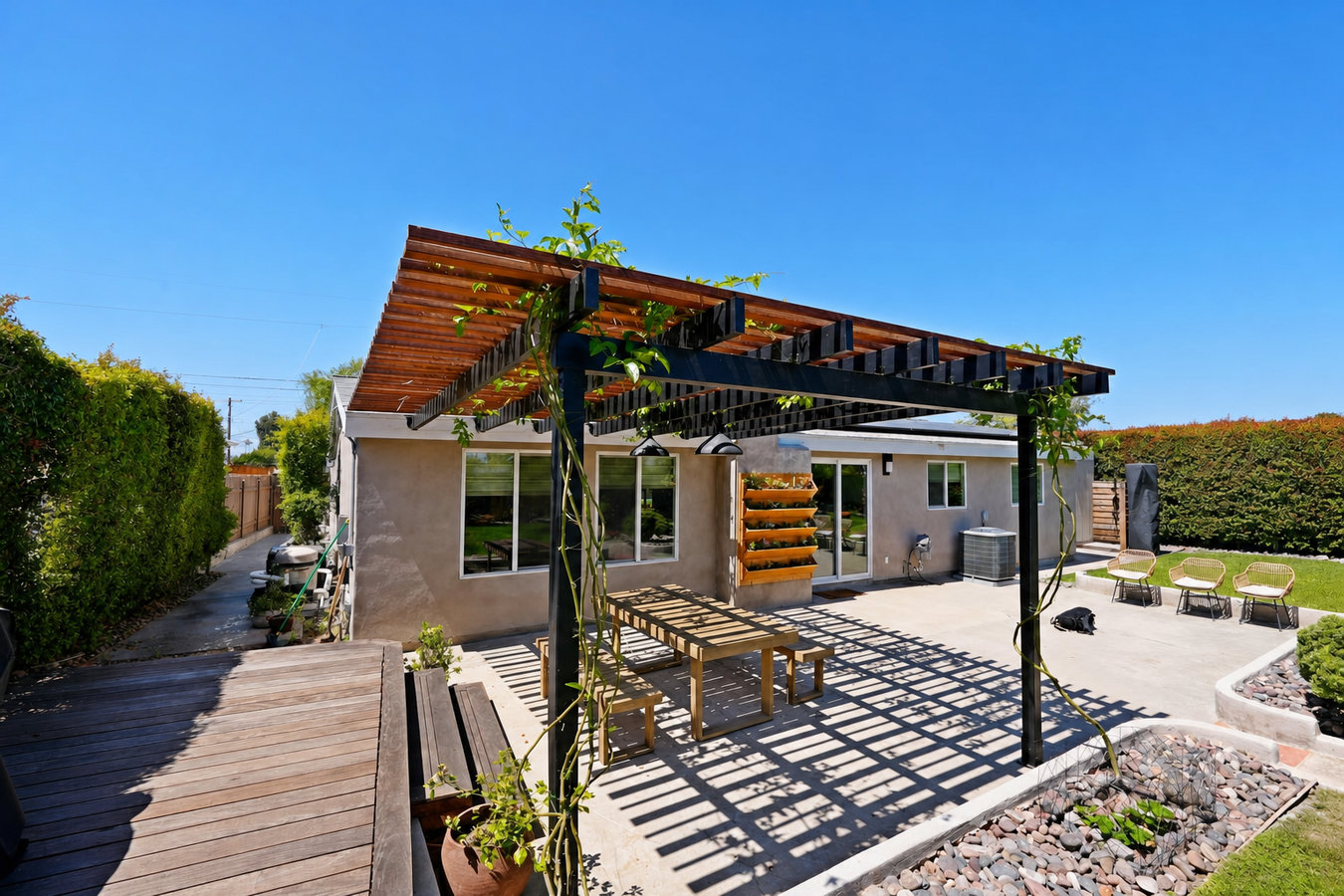 Pergola installation